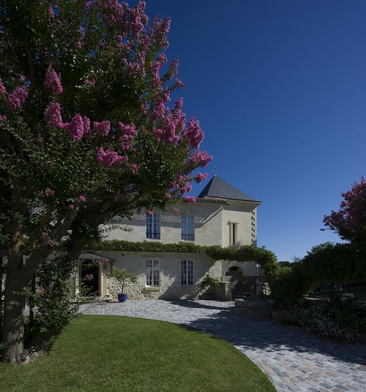 Domaine De Larchey Hotel Saint-Medard-d'Eyrans Exterior photo